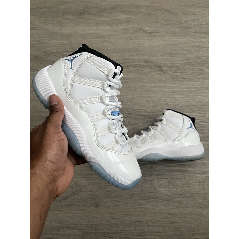 Size 4Y- Jordan 11 Legend Blue GS 378038-104